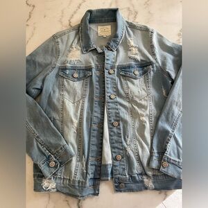 Light Blue en Jean jean jacket Distressed Denim Jacket EUC size small
